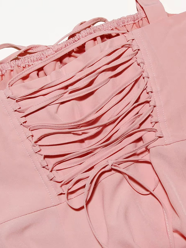 Robe d'été longue de dos couleur rose 