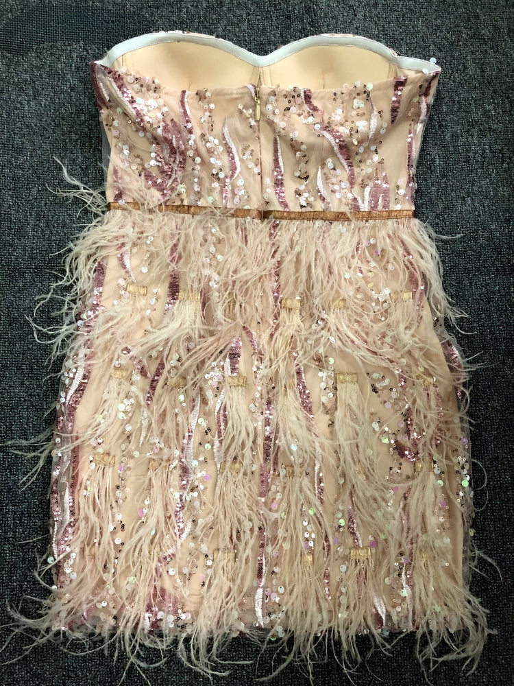 Robe à sequins roses de dos